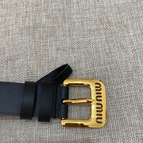 Miumiu Black Leather Belt With Gold Classic Buckle - Picture 3 of 7